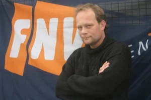 Bart Plaatje FNV-organizer in de Handel Bart Plaatje