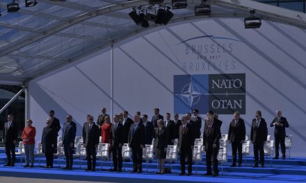 5 gekke dingen die de NAVO al 70 jaar doet, waarvan je niet wist dat die gebeuren