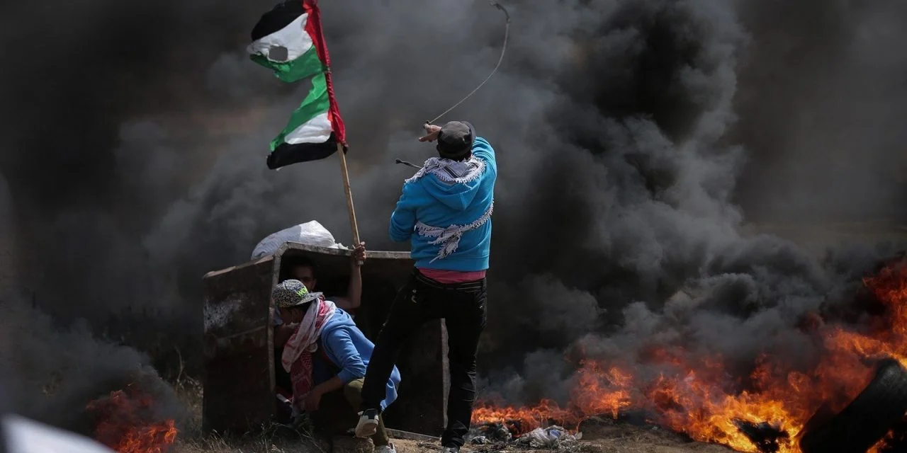 Stop de Israëlische agressie! Vrijheid voor Palestina!