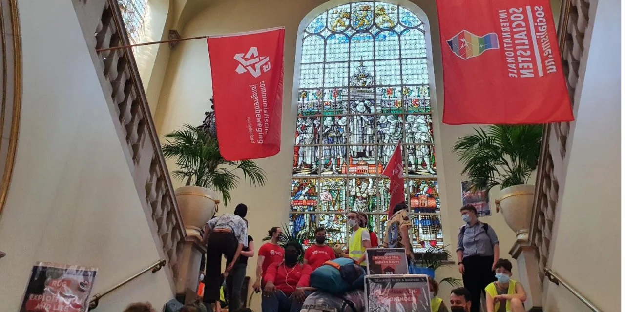 Bezetting in Groningen tegen woningnood Internationale Studenten