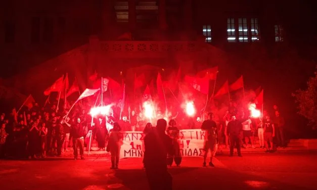 Griekse communistische jongeren (KNE) winnen bij studentenverkiezingen