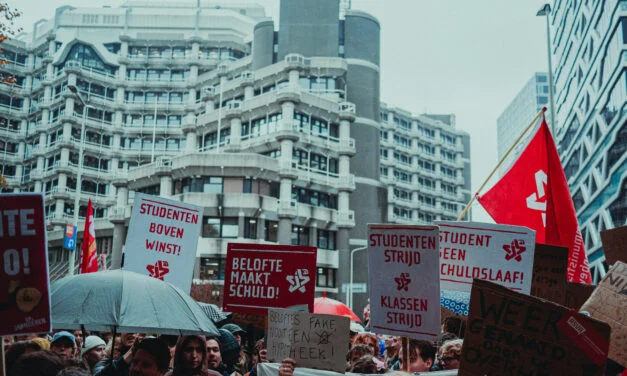 Menstruatiearmoede op de Universiteit van Amsterdam: het kan en moet anders!