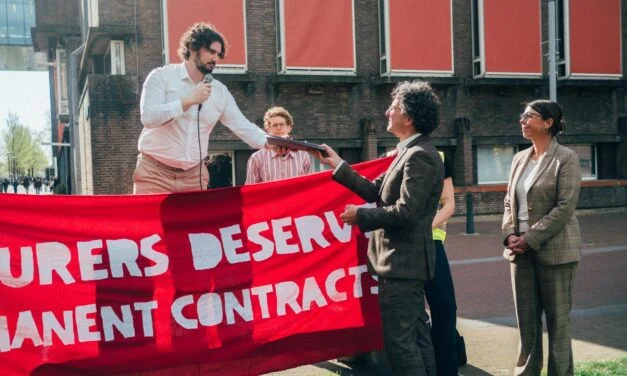 Junior docenten op de UvA organiseren zich voor vaste contracten