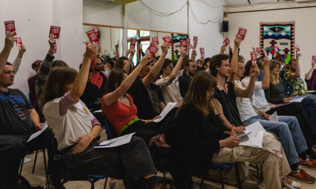 CJB-conferentie: ‘Communist zijn is onlosmakelijk verbonden met ideologisch werk’