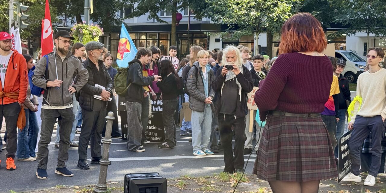 Schoolstaking tegen dienstplicht in Duitsland: ‘Jullie strijd is onze strijd!’